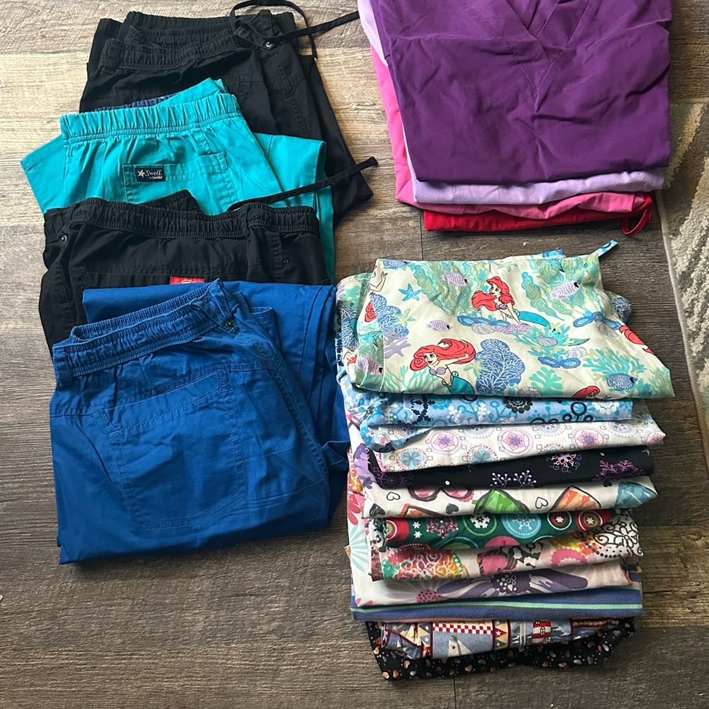 Women’s Scrub Bundle